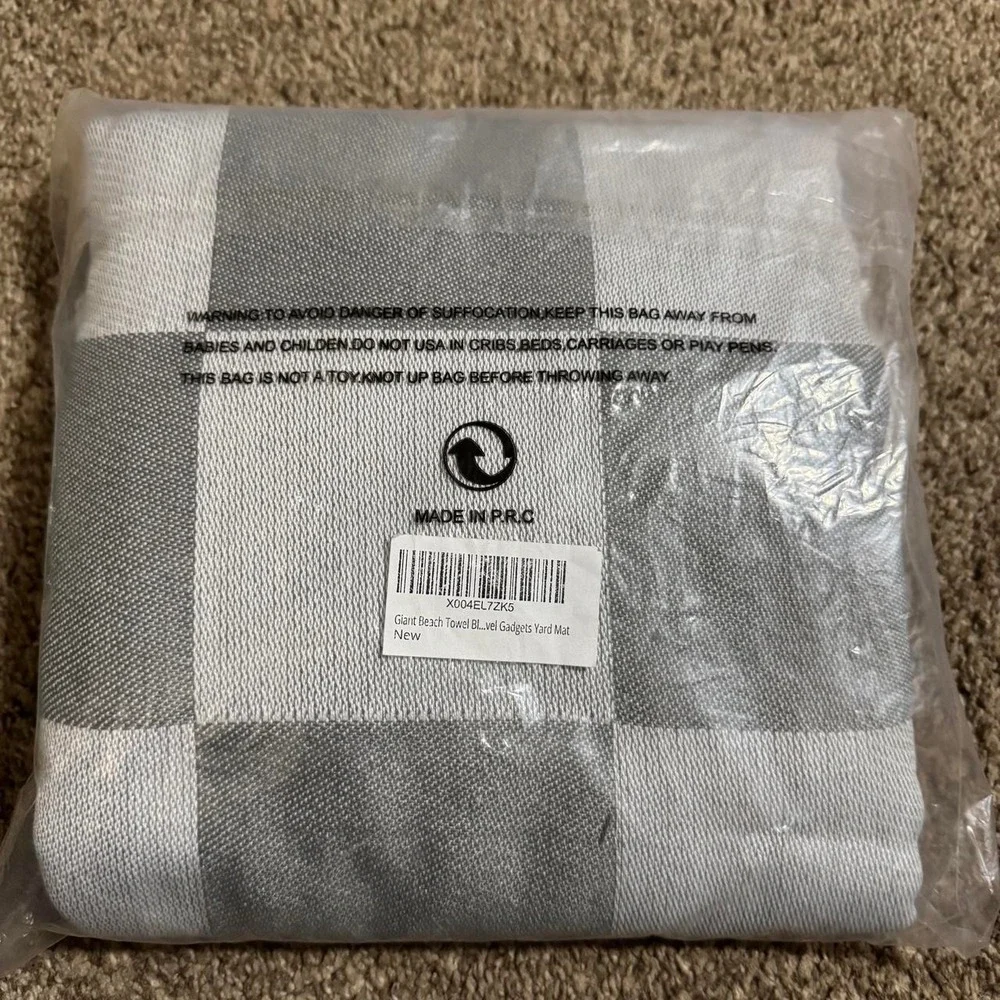 Gray Checkered Turkish Beach Blanket Throw 82x90 NEW